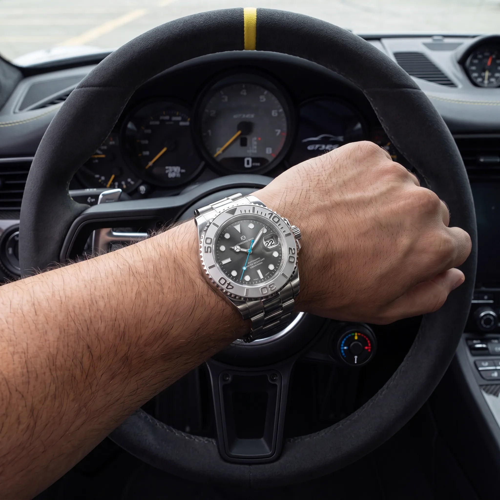 Chrono Mod DeptMaster silver au-poignet