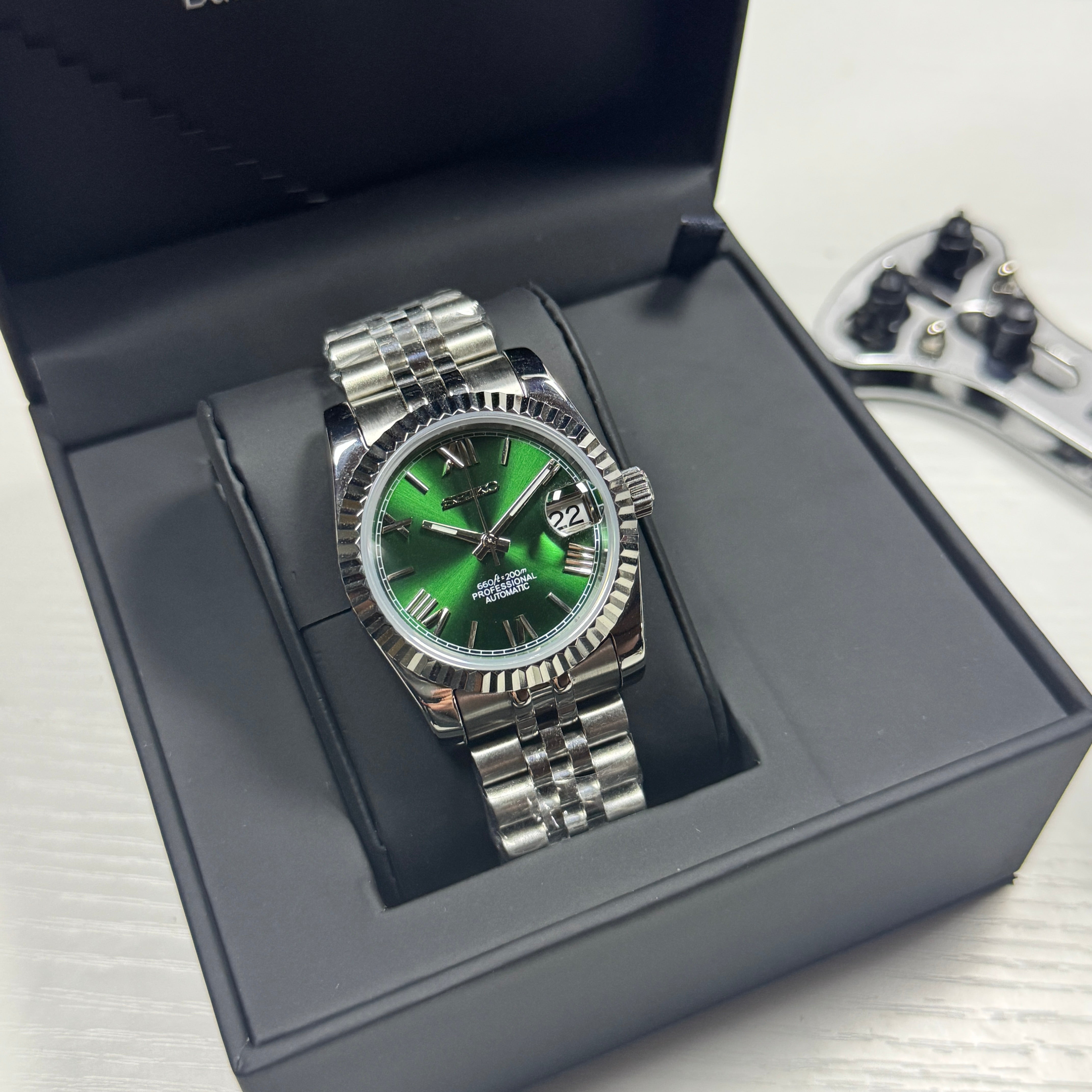 Seiko Mod Datejust Roman | Green