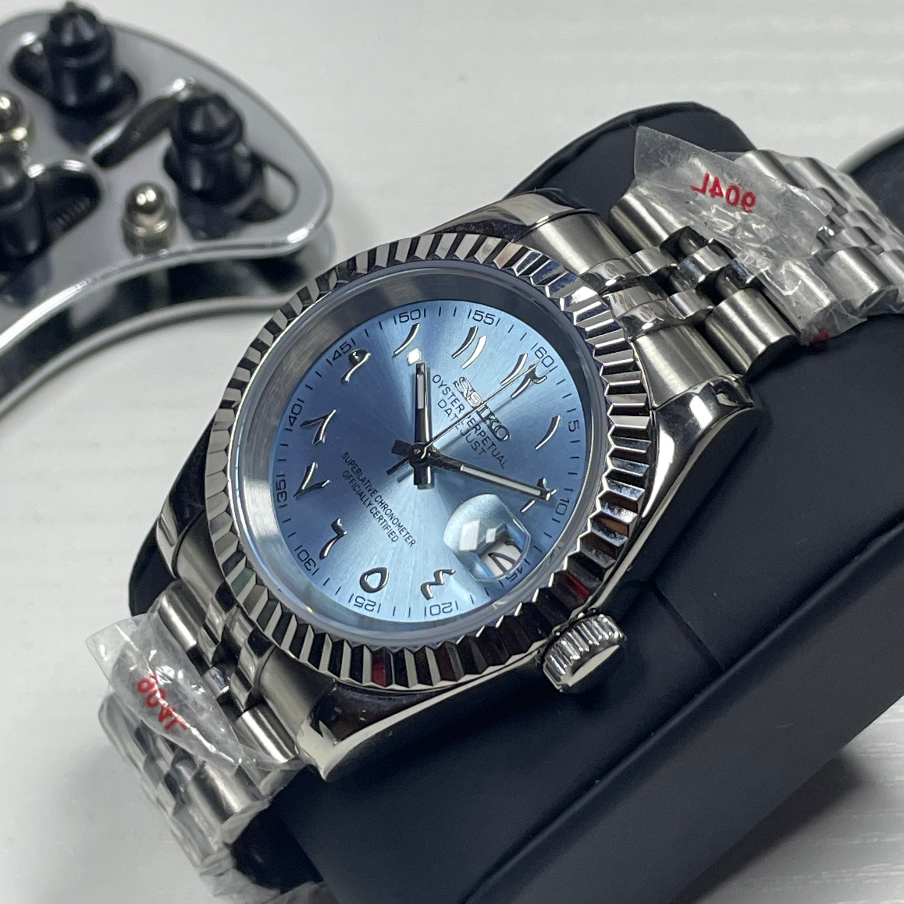 Seiko Mod Datejust Árabe Oyster Perpetual | Azul claro