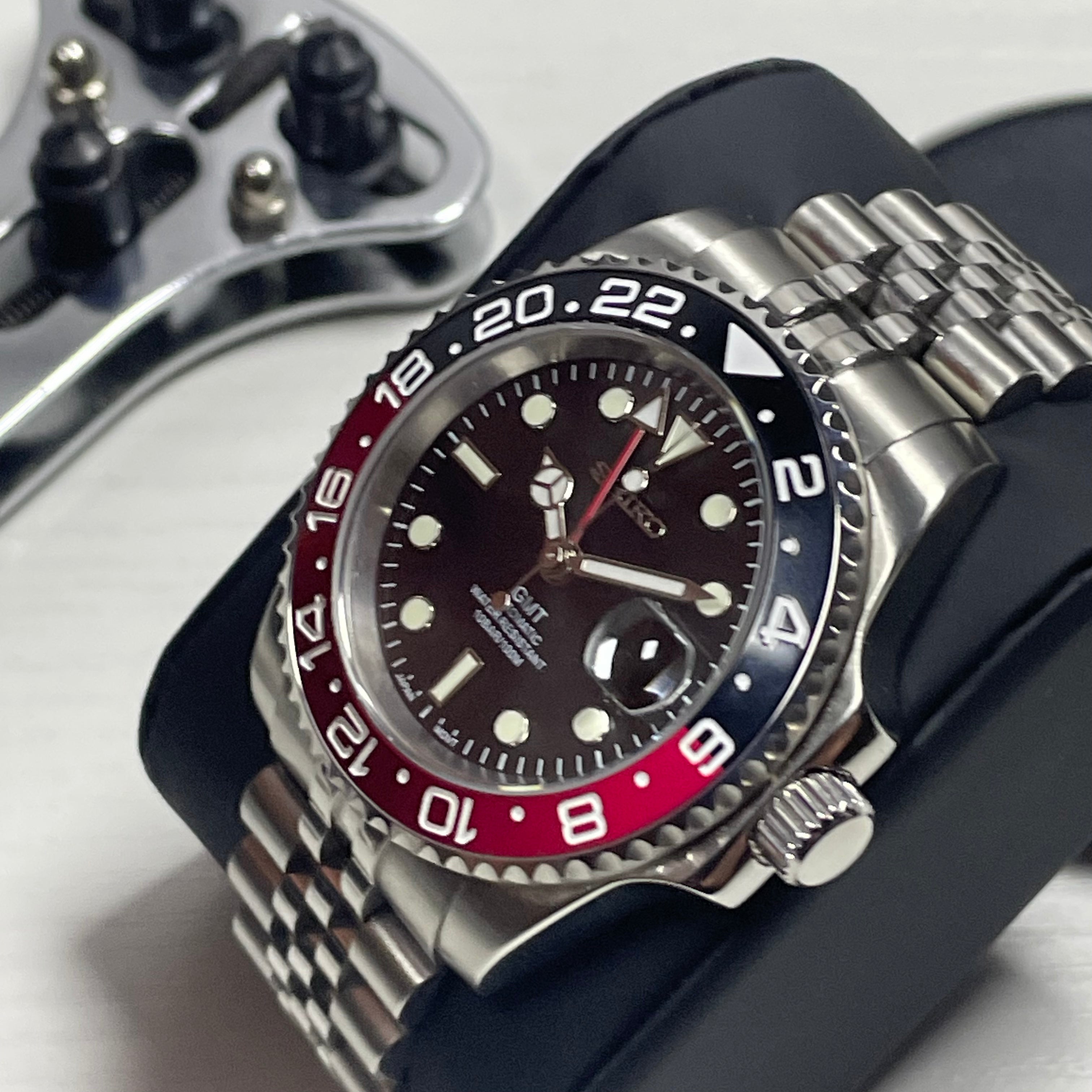 Seiko Mod Gmt | Negro y Rojo
