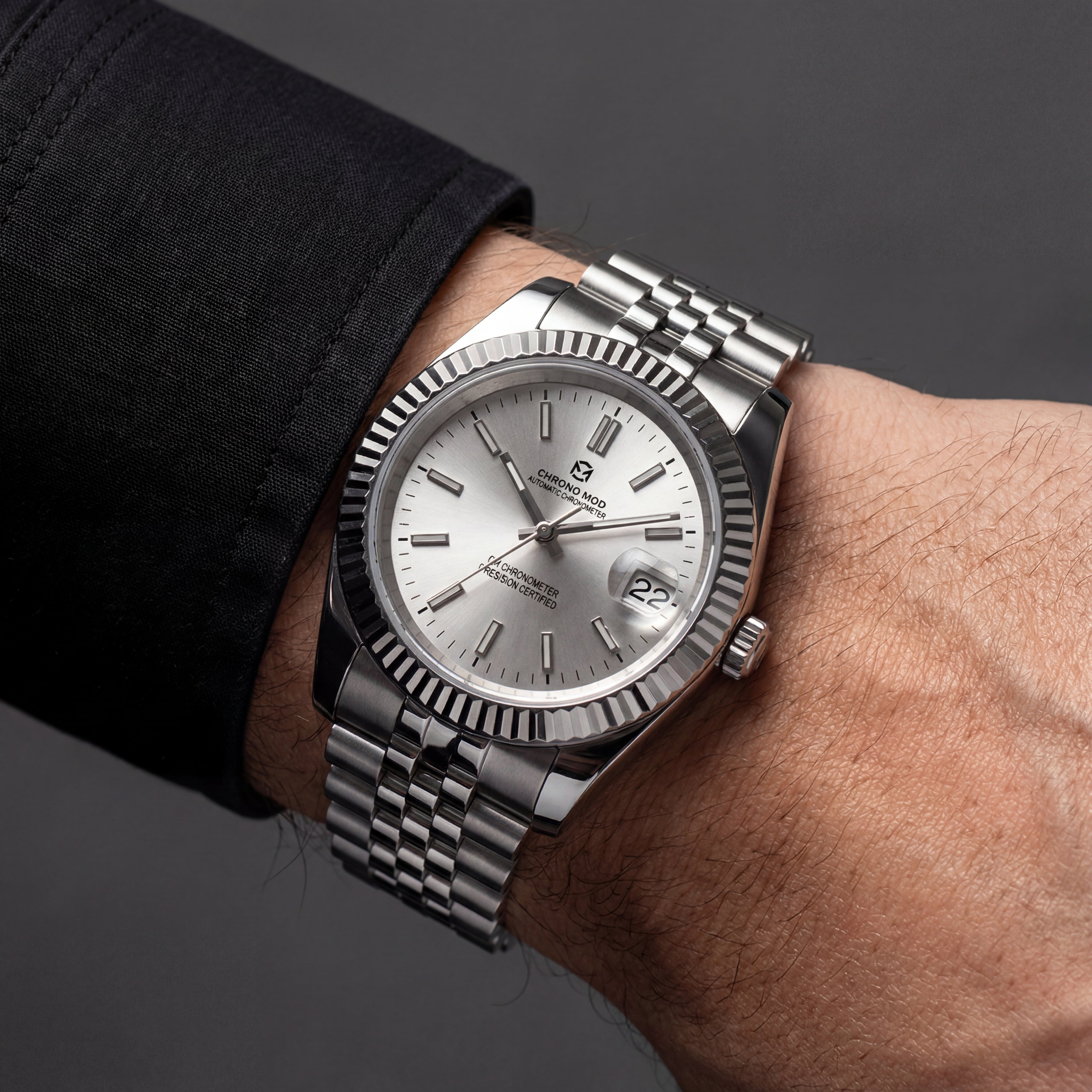 Classic Date – White Sunburst Dial