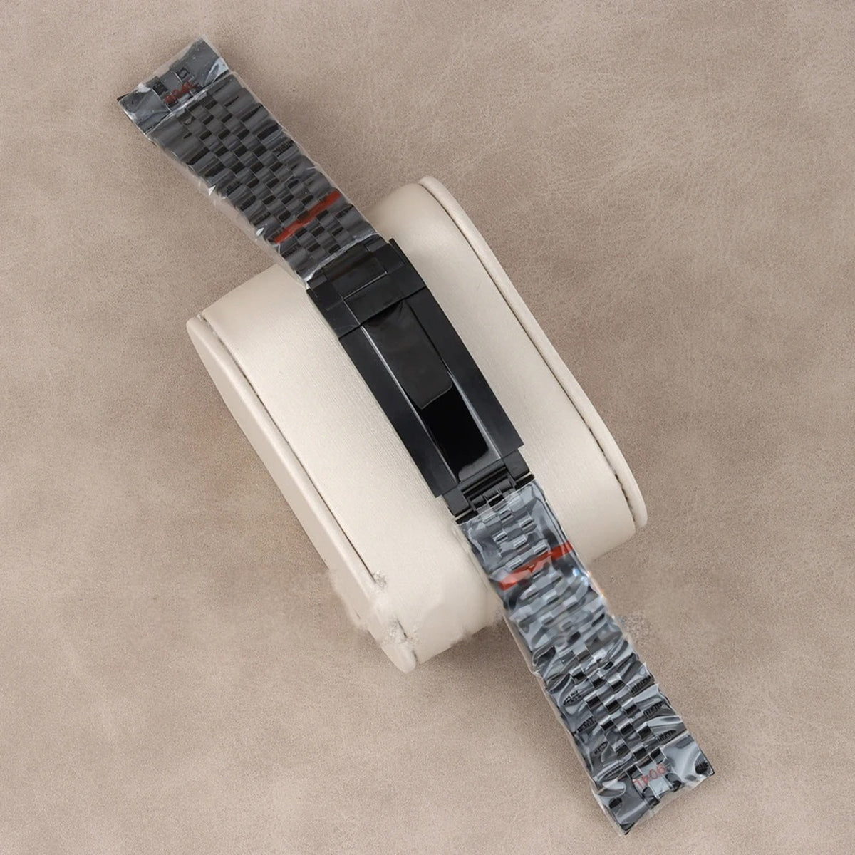 Jubilee bracelet in black PVD stainless steel with folding clasp