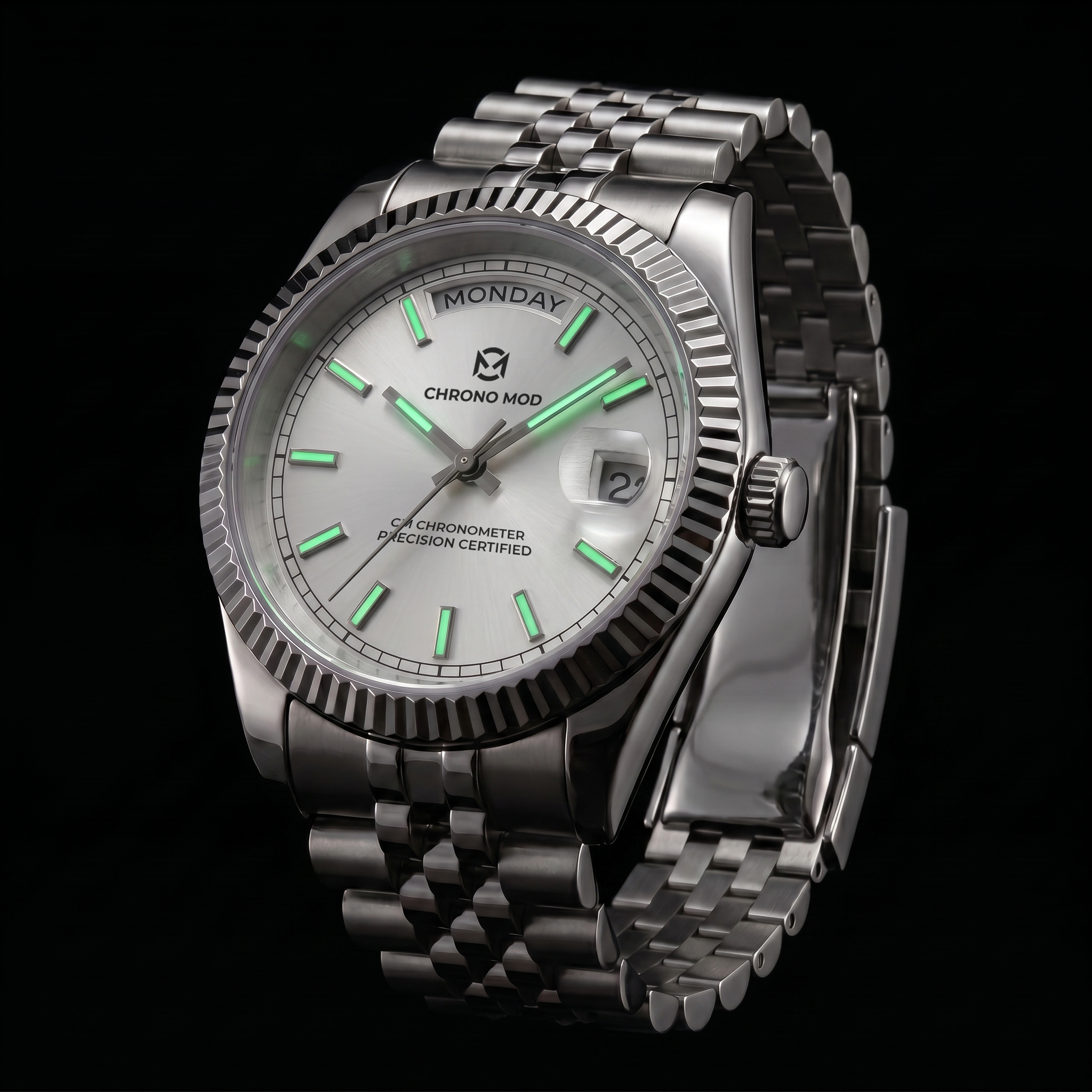 Classic Date White Day-Date - lume night shot