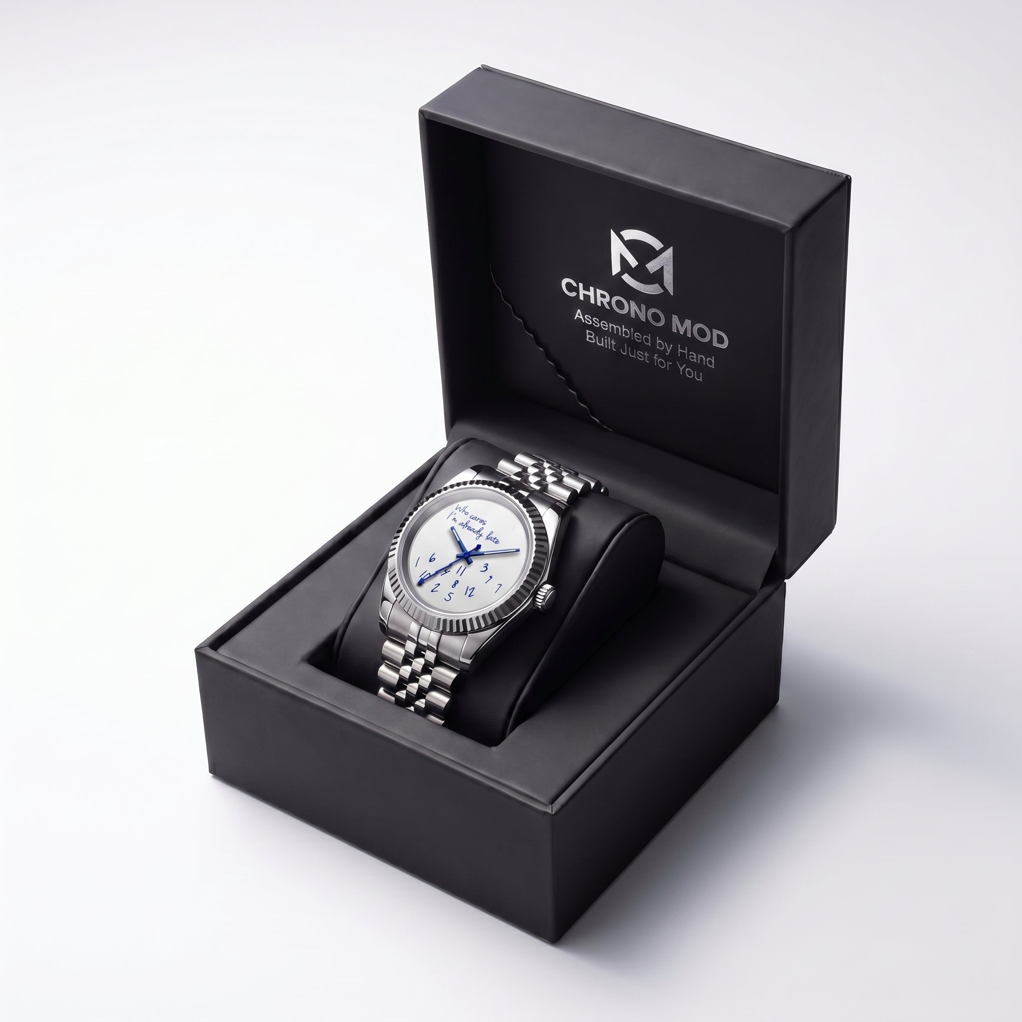 Classic Date Who Cares - watch in box