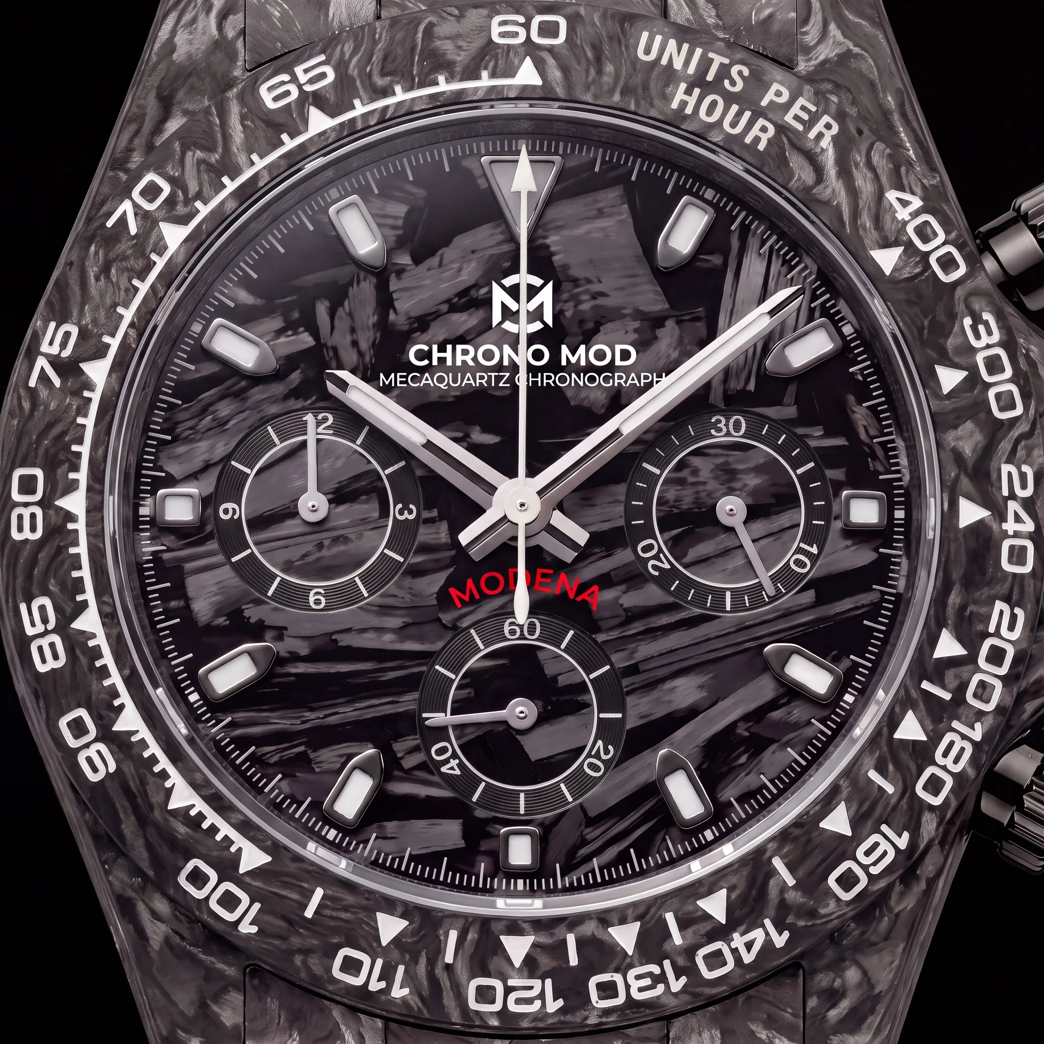 Chrono Mod Modena forged-carbon cadran macro