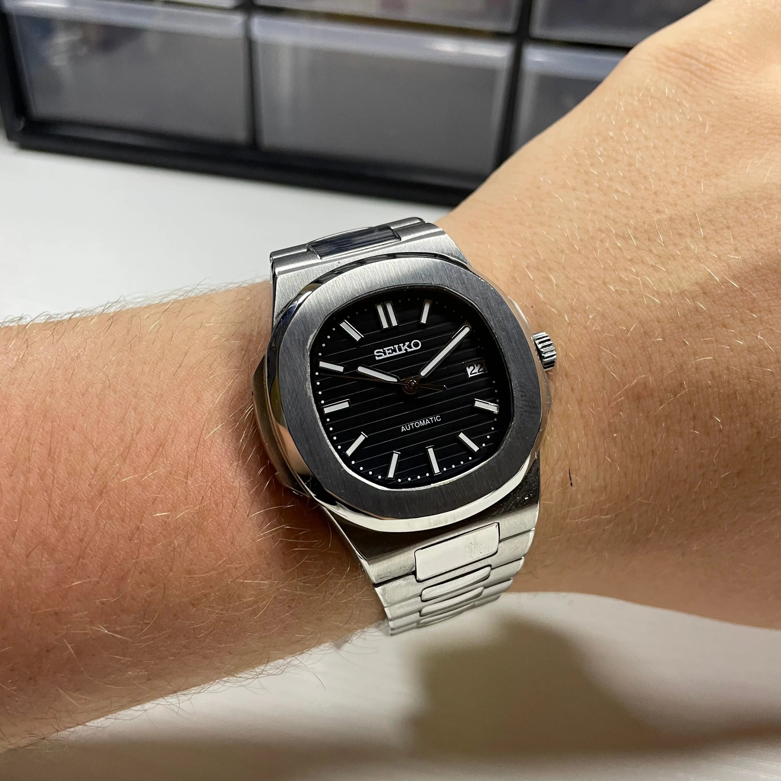 Seiko Mod Nautilus | Black - Chrono Mod