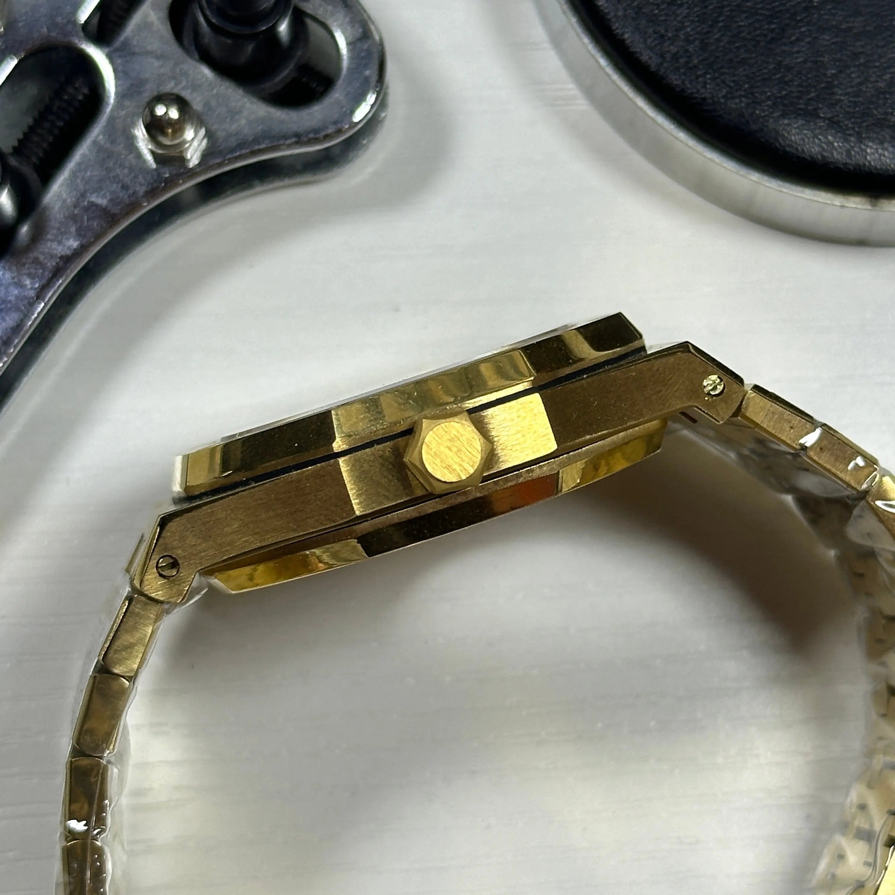 Seiko Mod Royal Oak Gold | White - Chrono Mod