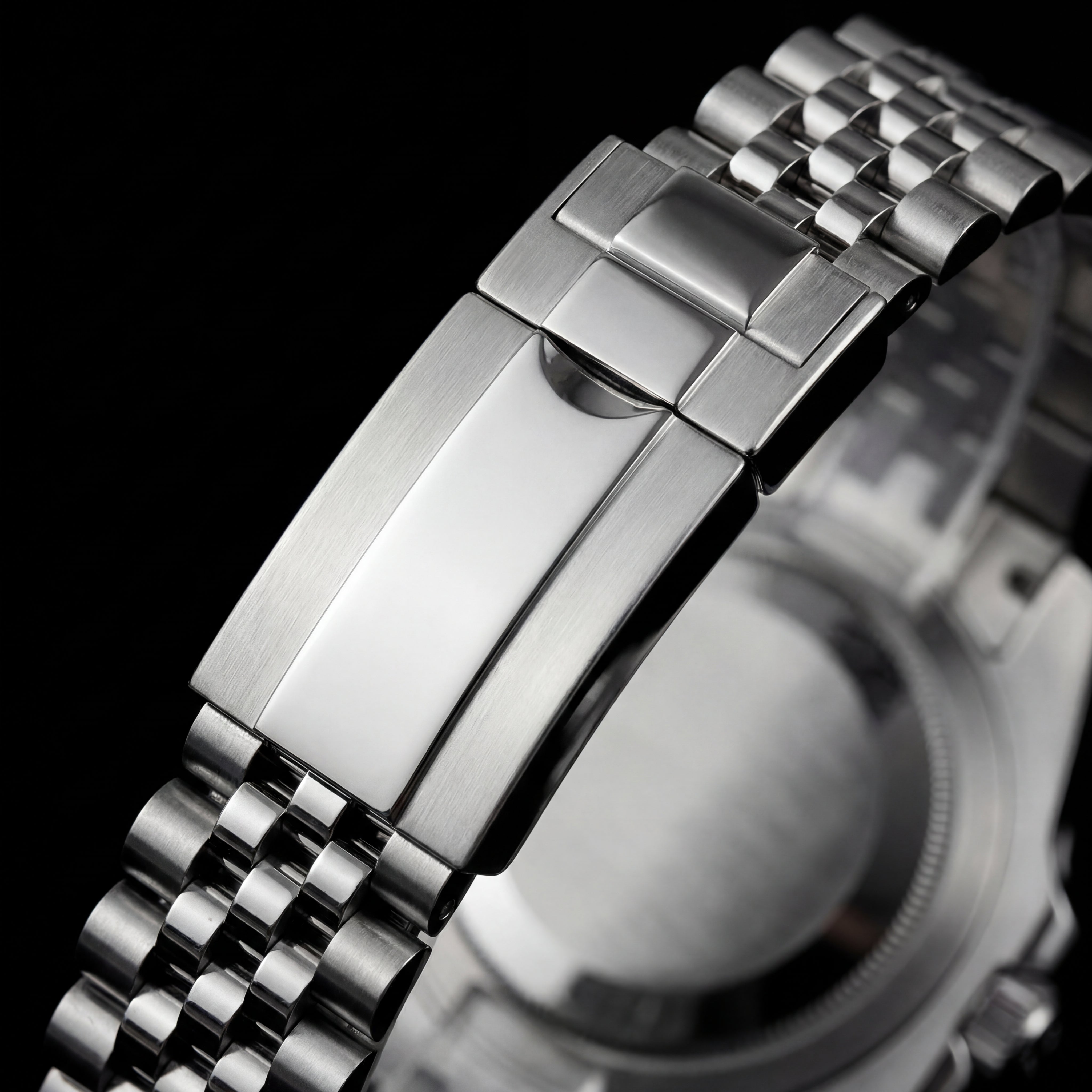 GMT Dual-Time Batman Chrono Mod