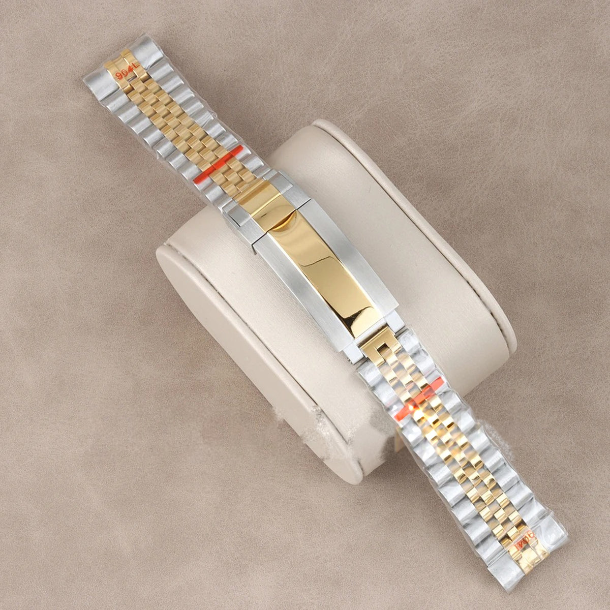 Jubilee bracelet in two-tone steel and yellow gold with gold clasp