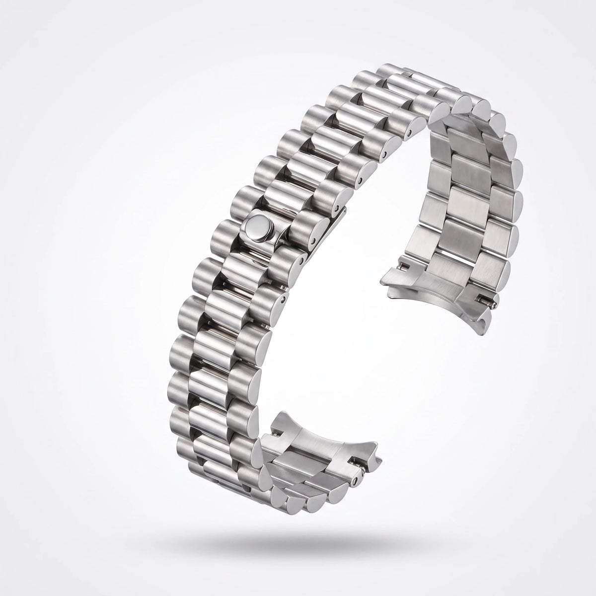 Three-row President bracelet 20 mm in 904L stainless steel, brushed outer links and polished centre links, curved end links and hidden clasp