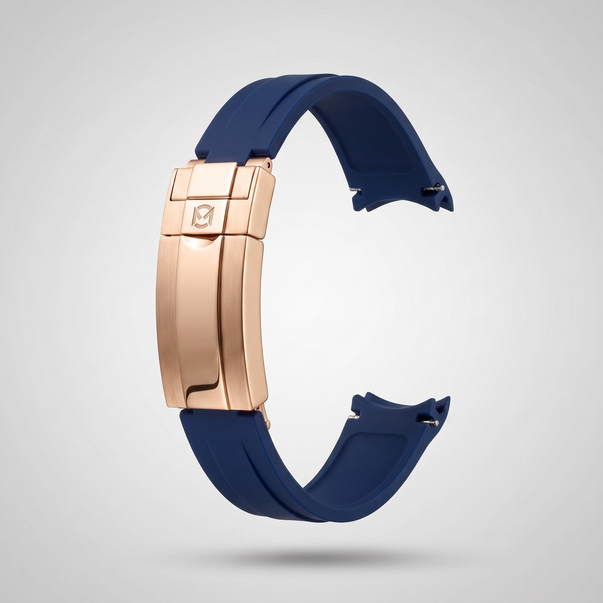 Navy Blue quick release silicone strap 20 mm, rose gold clasp engraved with the Chrono Mod logo