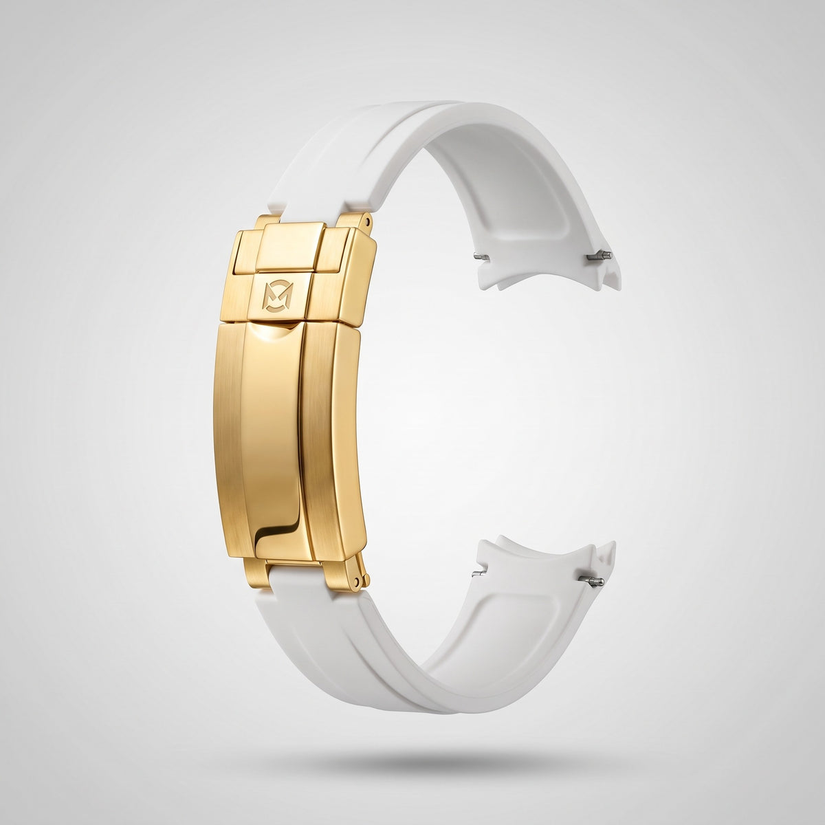 Arctic White quick release silicone strap 20 mm, yellow gold clasp engraved with the Chrono Mod logo